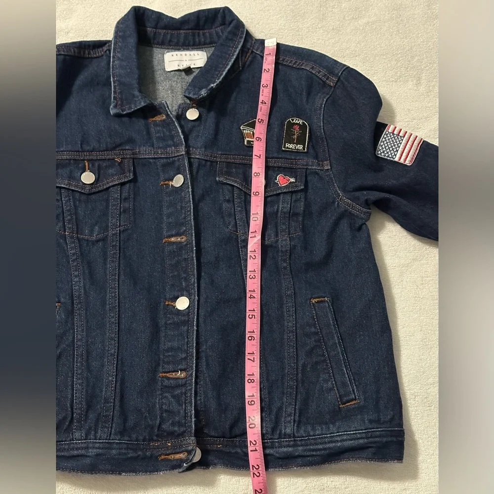 Kendall & Kylie Patched Denim Jacket - Size Large - Picture 9 of 11